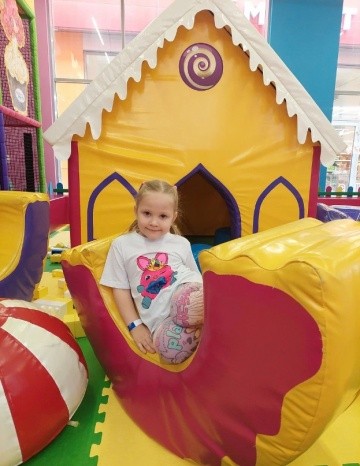 photos_682498a9c750b.jpeg